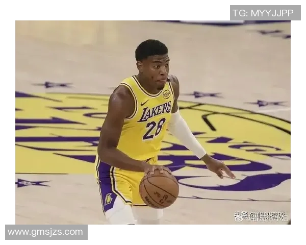 里弗斯长传底角 克内克特三分空心入网