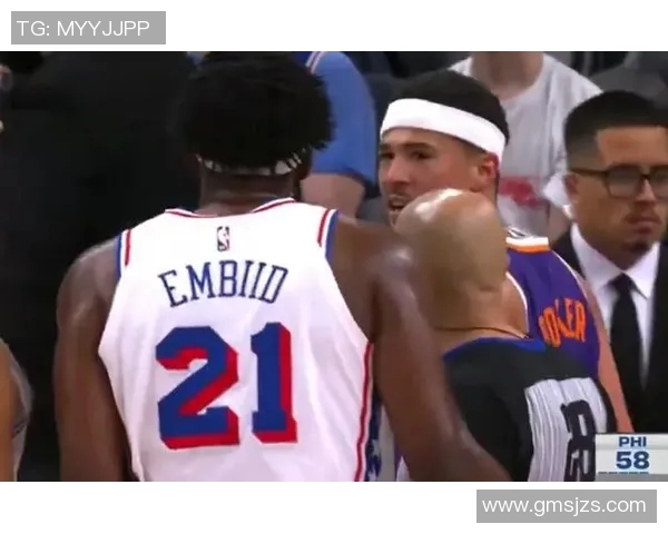 憾负！布克21+2+9，格林8+3+3，赛后布克走过去，抱住恩比德